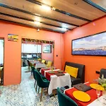 מלון Boutique Sultan & Restauran
